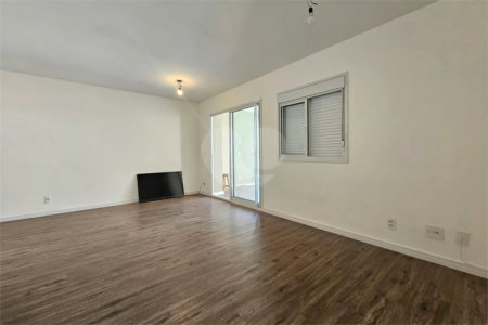 Apartamento à venda com 2 quartos, sendo 1 suíte, em Santo Amaro, São Paulo, SP