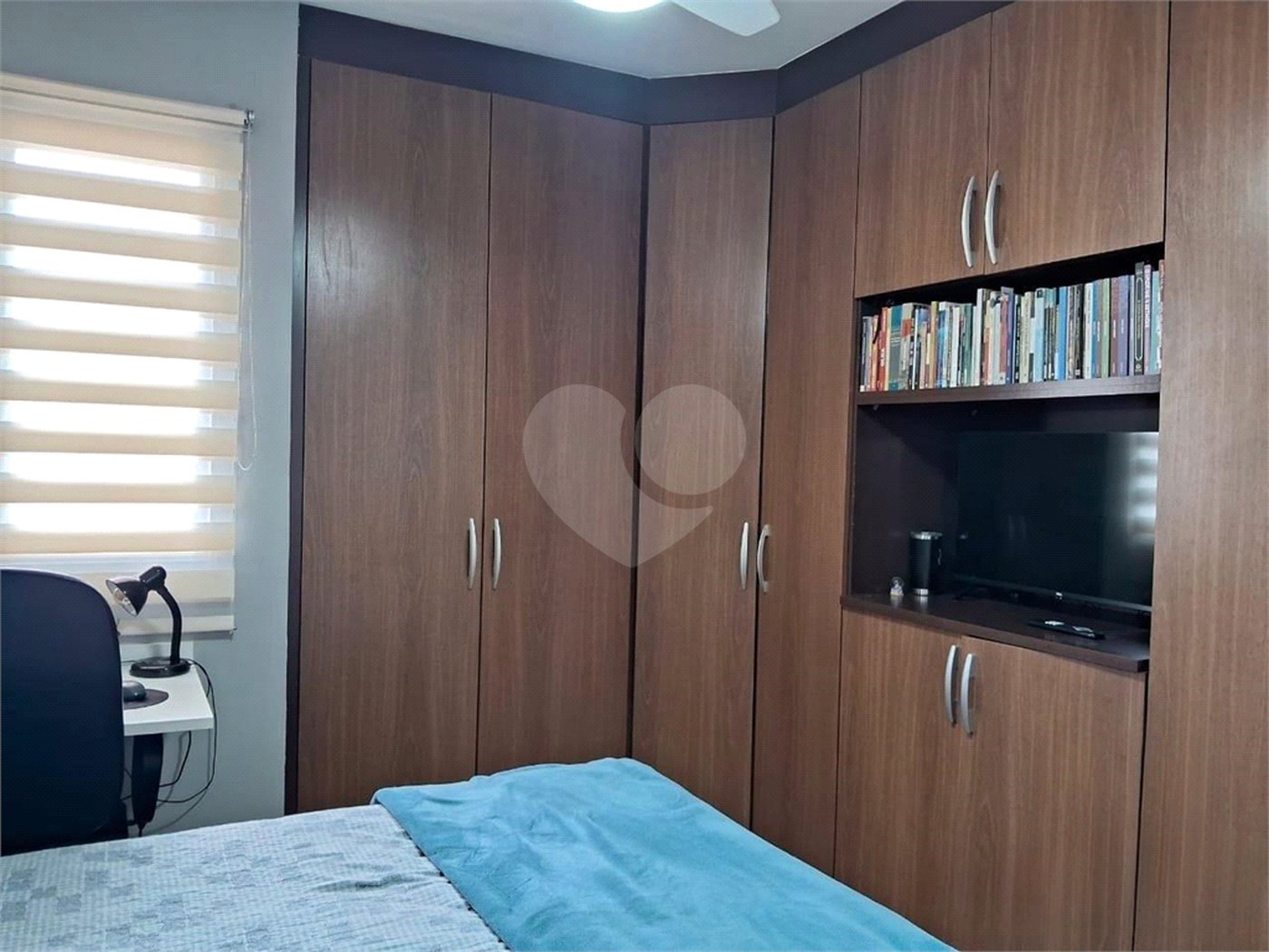 Apartamento à venda com 3 quartos, sendo 1 suíte,  em Jardim Simus, Sorocaba, SP