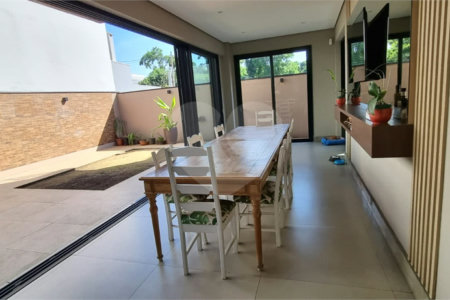 Casa à venda com 4 suítes no condomínio Aldeia da Mata, Votorantim - SP