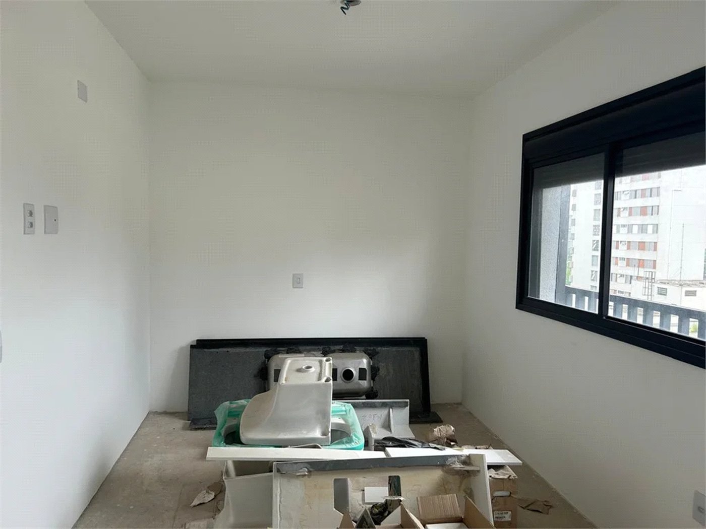 Apartamento à venda com 2 suítes em Cerqueira César, São Paulo, SP