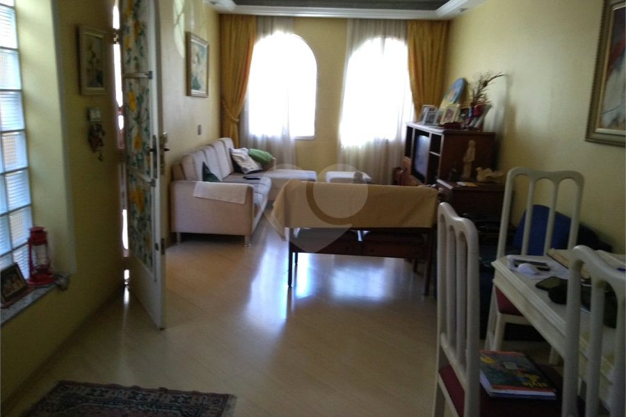 Sobrado à venda com 3 quartos, sendo 1 suíte,  em Vila Ester (zona Norte), São Paulo, SP