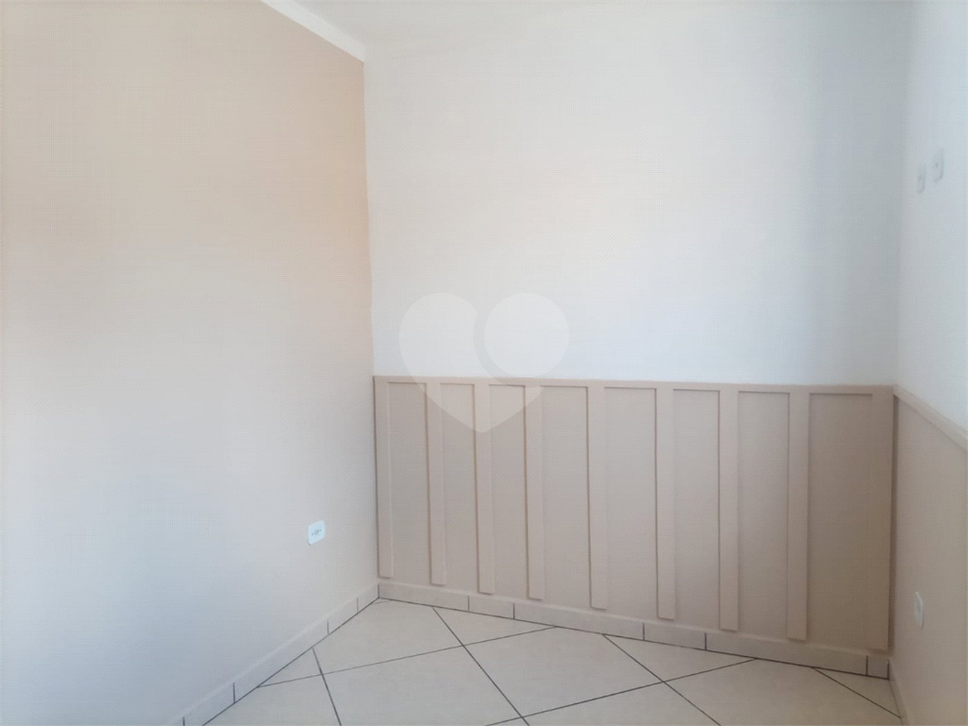 Casa à venda com 2 quartos, sendo 1 suíte,  em Capela, Vinhedo, SP