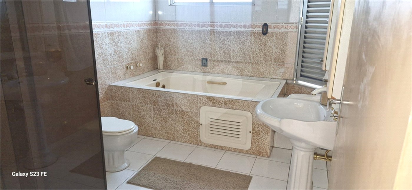 Sobrado à venda com 2 quartos, sendo 1 suíte,  em Vila Guilherme, São Paulo, SP
