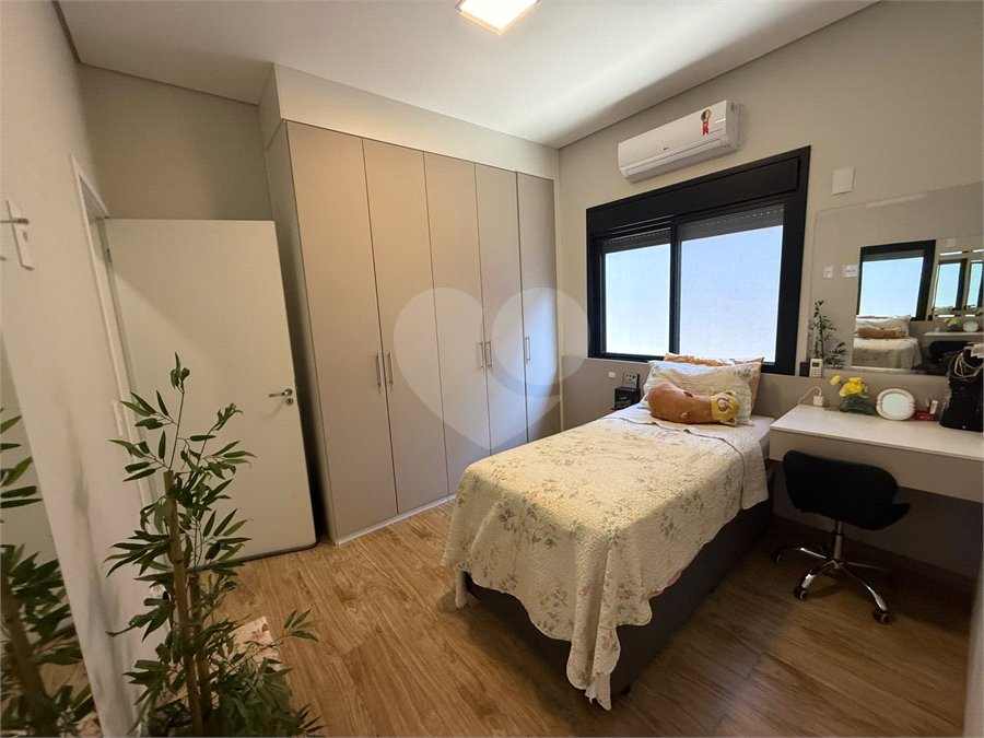 Casa à venda com 3 suítes no condomínio Costa das Areias, Salto - SP