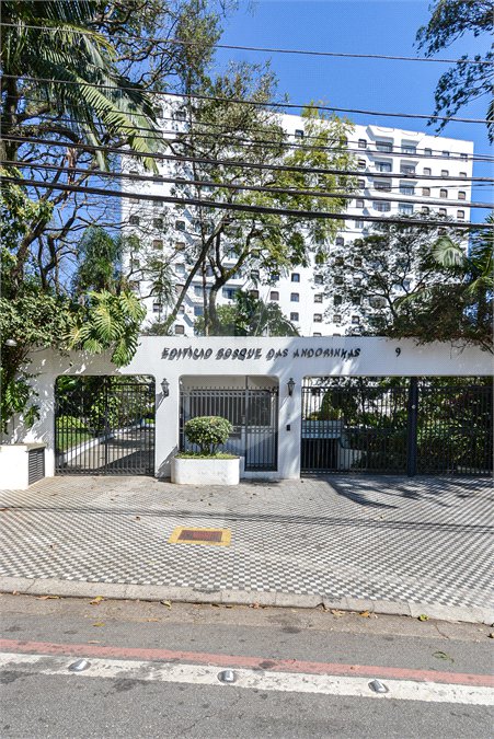Apartamento à venda ou para alugar com 3 quartos, sendo 1 suíte,  em Granja Julieta, São Paulo, SP