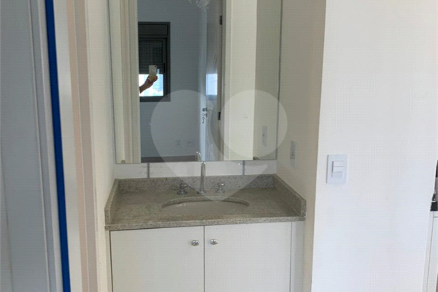 Apartamento para alugar com 1 quarto em Santo Amaro, São Paulo, SP
