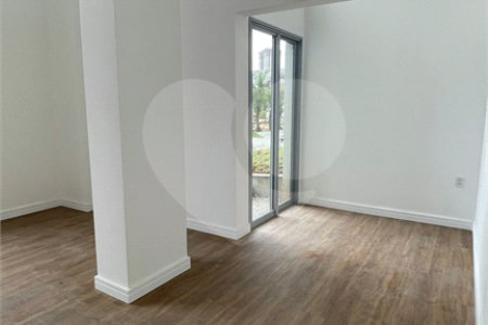 Apartamento à venda com 3 suítes em Vila Sofia, São Paulo, SP