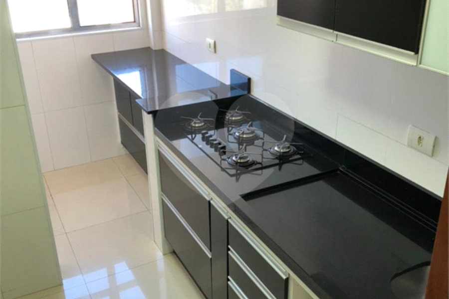 Apartamento à venda com 2 quartos em Vila Mazzei, São Paulo, SP