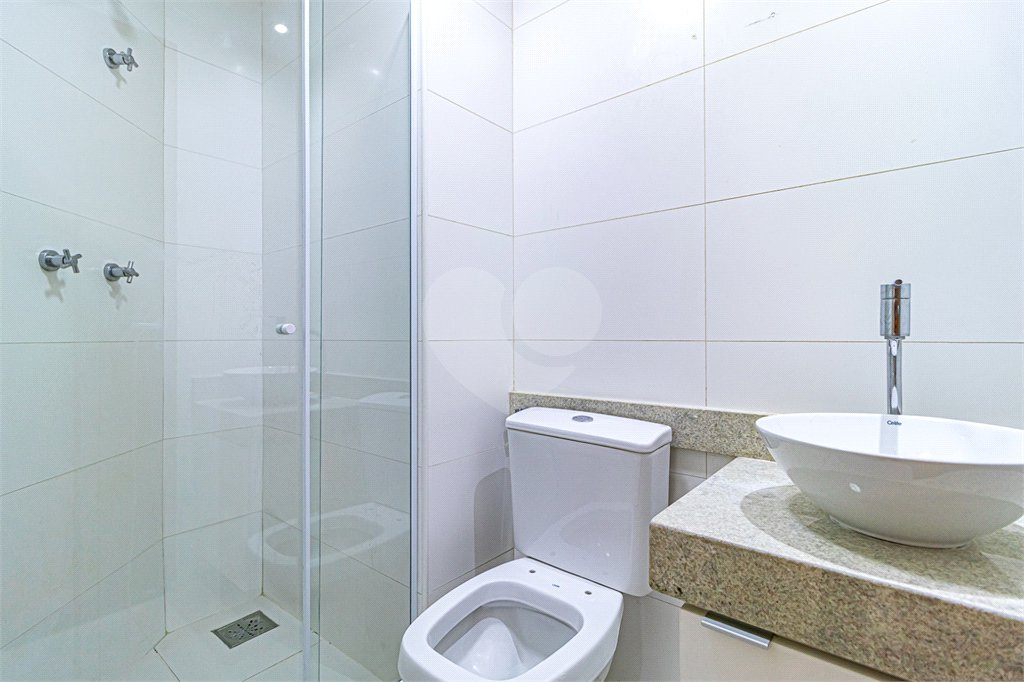 Apartamento à venda com 3 quartos, sendo 1 suíte, em Lagoa, Rio de Janeiro, RJ