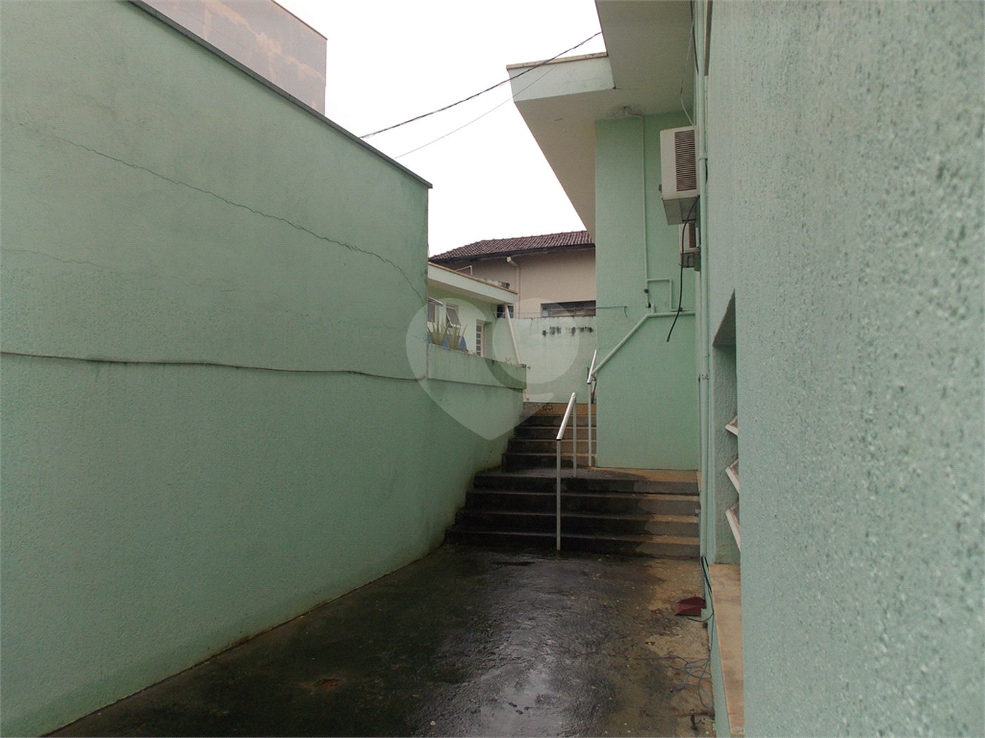 Casa à venda ou para alugar com 15 quartos, sendo 5 suítes,  no Centro, Atibaia, SP