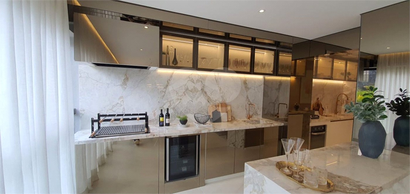 Apartamento à venda com 3 suítes em Brooklin Paulista, São Paulo, SP
