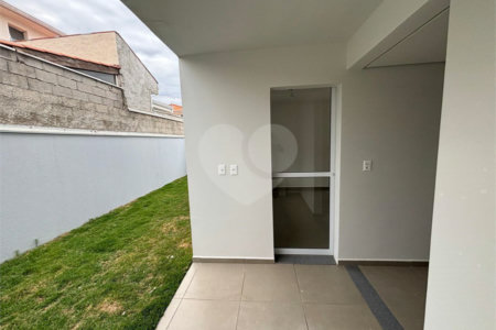 Casa à venda ou para alugar com 3 quartos, sendo 1 suíte,  no condomínio Residencial Villa Flora, Votorantim - SP