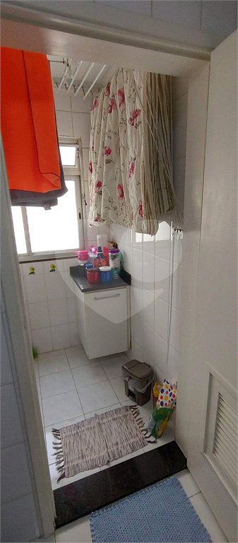 Apartamento à venda com 3 quartos em Vila Antonieta, São Paulo, SP