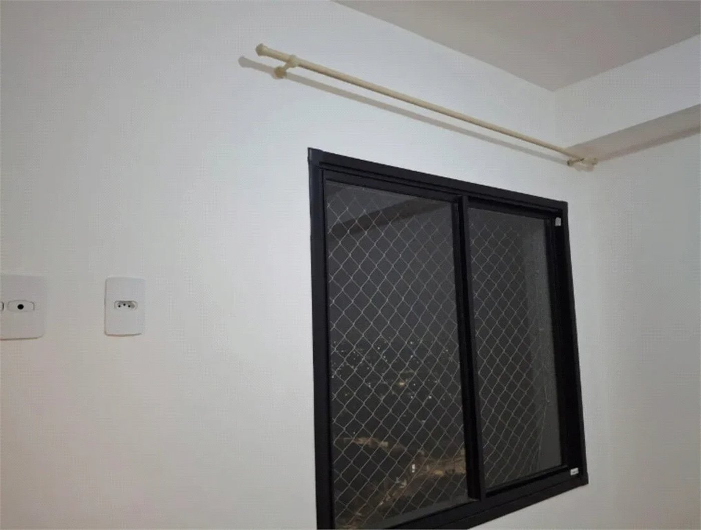 Apartamento à venda com 2 quartos em Parque Maria Helena, São Paulo, SP