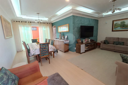 Casa à venda com 3 quartos, sendo 1 suíte, em Vila Rosa, Itapetininga, SP