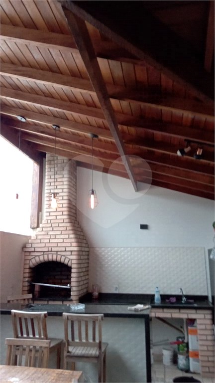 Casa à venda com 3 quartos, sendo 1 suíte,  no condomínio Forest Hills, Guarulhos - SP