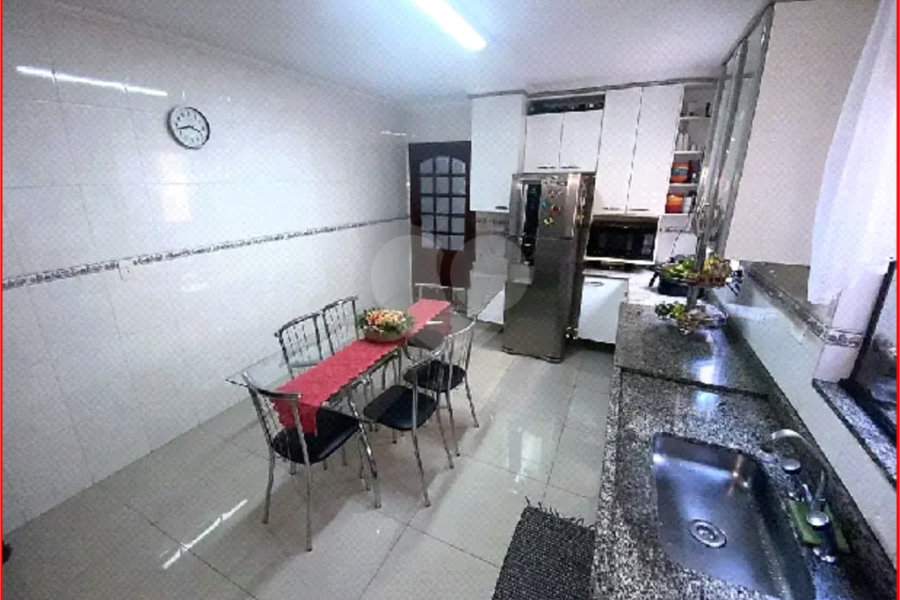 Sobrado à venda com 3 quartos, sendo 1 suíte, em Tucuruvi, São Paulo, SP