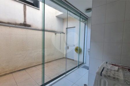 Casa à venda com 4 quartos, sendo 3 suítes,  no condomínio Residencial Villa dos Inglezes, Sorocaba - SP