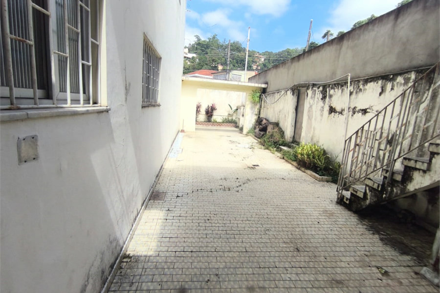 Sobrado à venda com 3 quartos, sendo 1 suíte, em Tremembé, São Paulo, SP