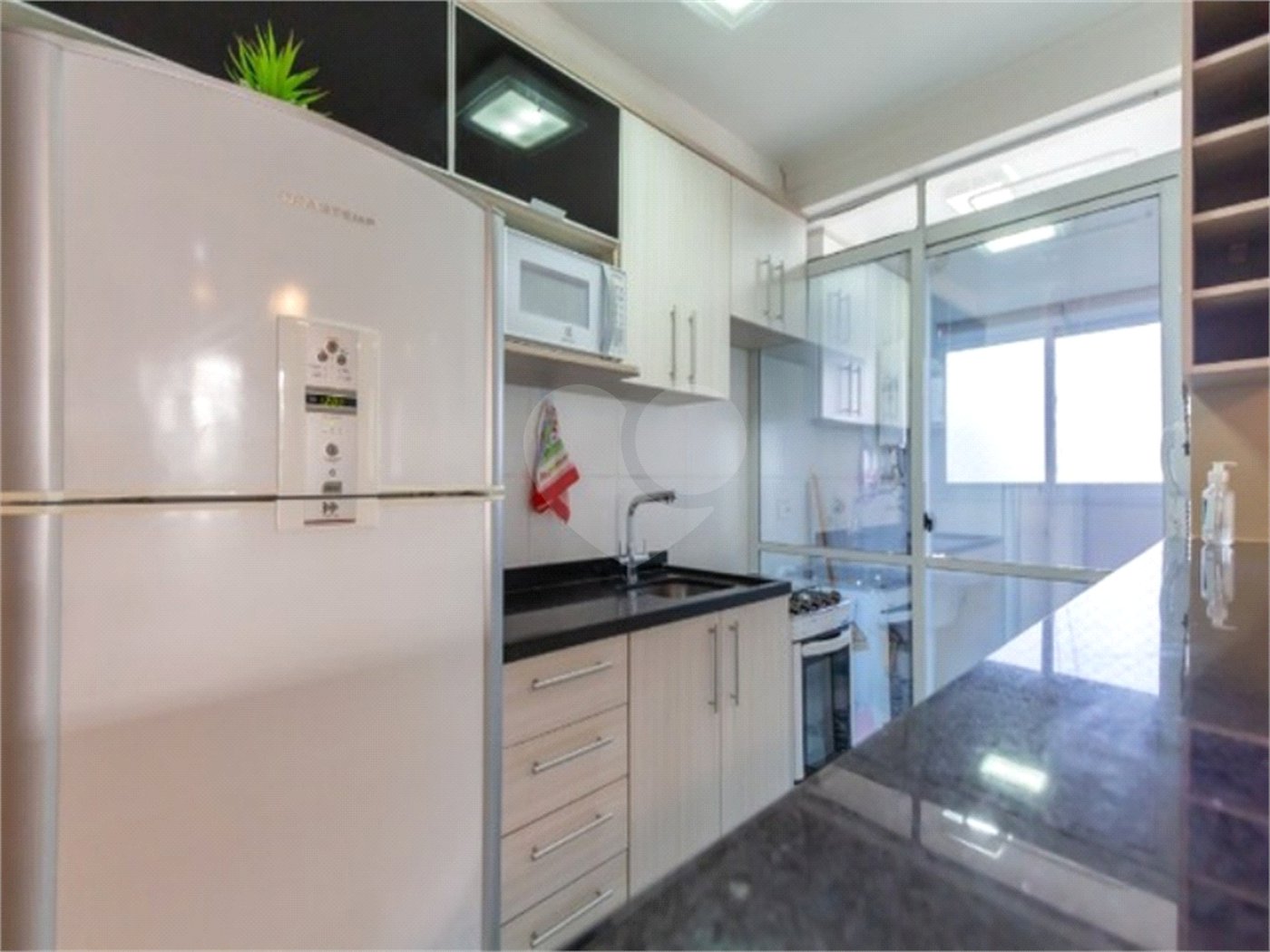 Apartamento à venda com 2 quartos, sendo 1 suíte, em Parque Reboucas, São Paulo, SP