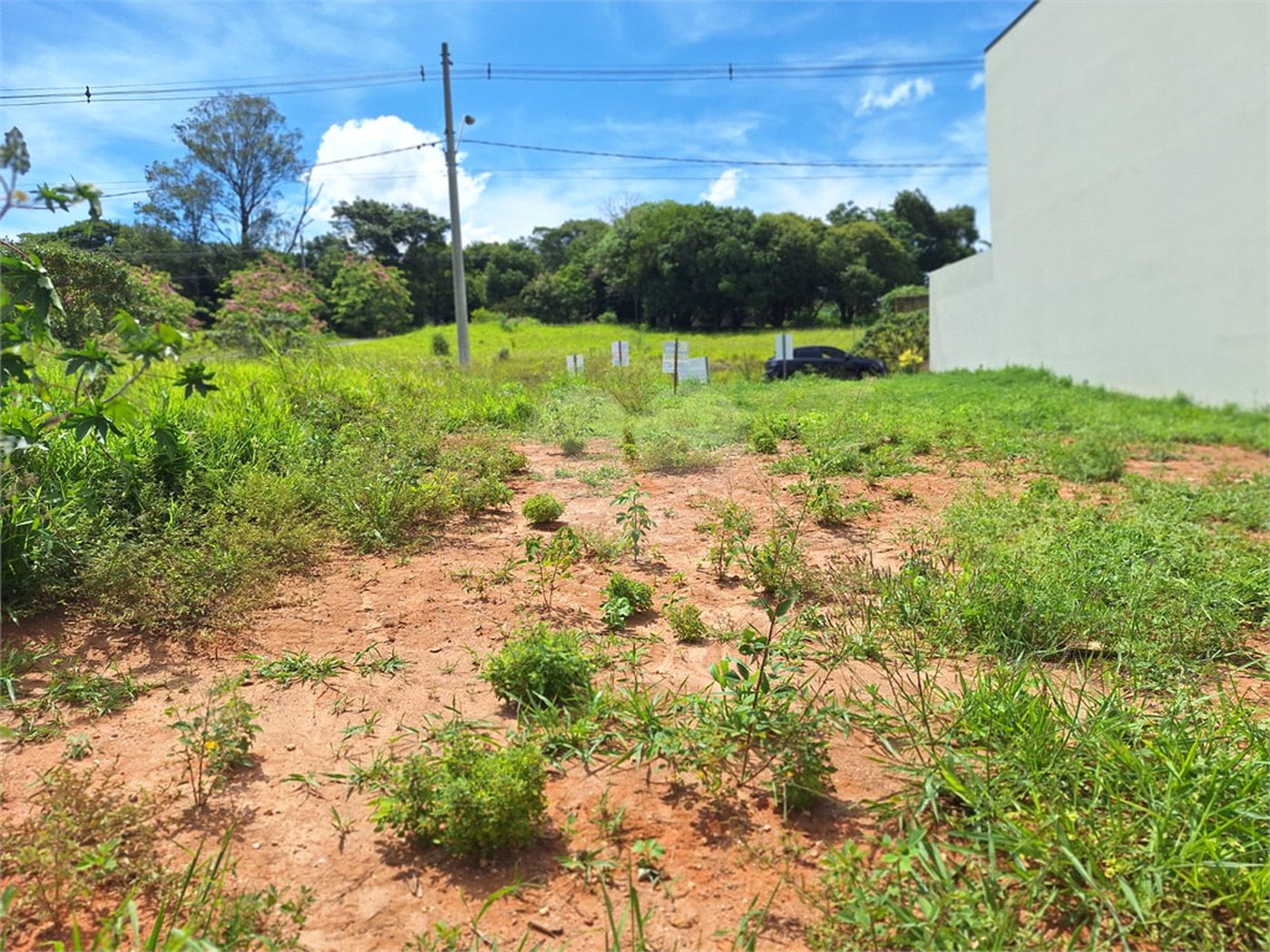 Terreno à venda com 1 suíte em Pinheirinho, Vinhedo, SP