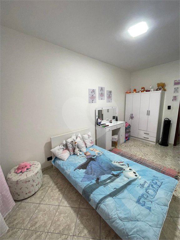 Sobrado à venda com 3 quartos, sendo 1 suíte, em Vila Gustavo, São Paulo, SP