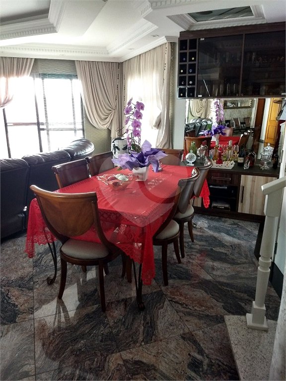 Triplex à venda com 4 suítes em Vila Paulicéia, São Paulo, SP