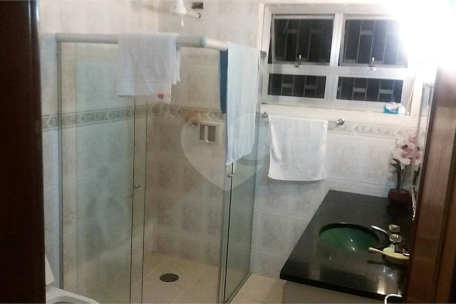 Casa Térrea à venda com 4 quartos, sendo 2 suítes, em Parque Edu Chaves, São Paulo, SP