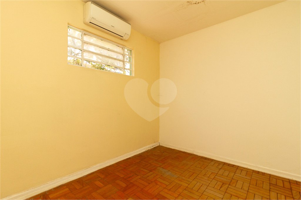 Sobrado à venda com 3 quartos, sendo 1 suíte, em Vila Olímpia, São Paulo, SP