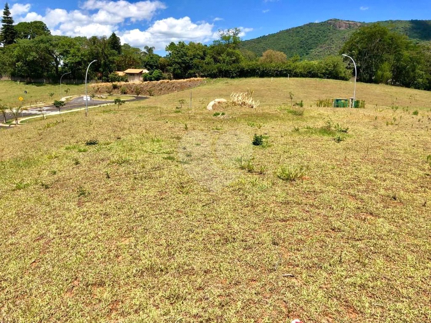 Terreno à venda no condomínio Itaporã de Atibaia, Atibaia - SP