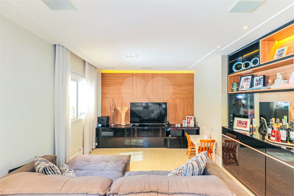 Apartamento à venda com 3 suítes em Brooklin, São Paulo, SP