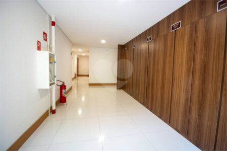 Apartamento à venda com 3 quartos, sendo 1 suíte,  em Jardim Flórida, São Roque, SP