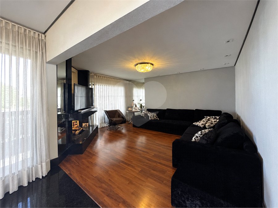 Casa à venda com 3 suítes no condomínio Village D'avignon, Sorocaba - SP
