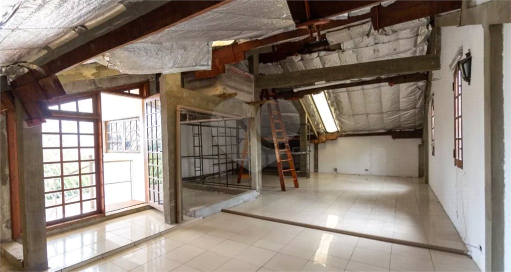 Casa à venda com 4 quartos, sendo 1 suíte, em Vila Tiradentes, São Paulo, SP