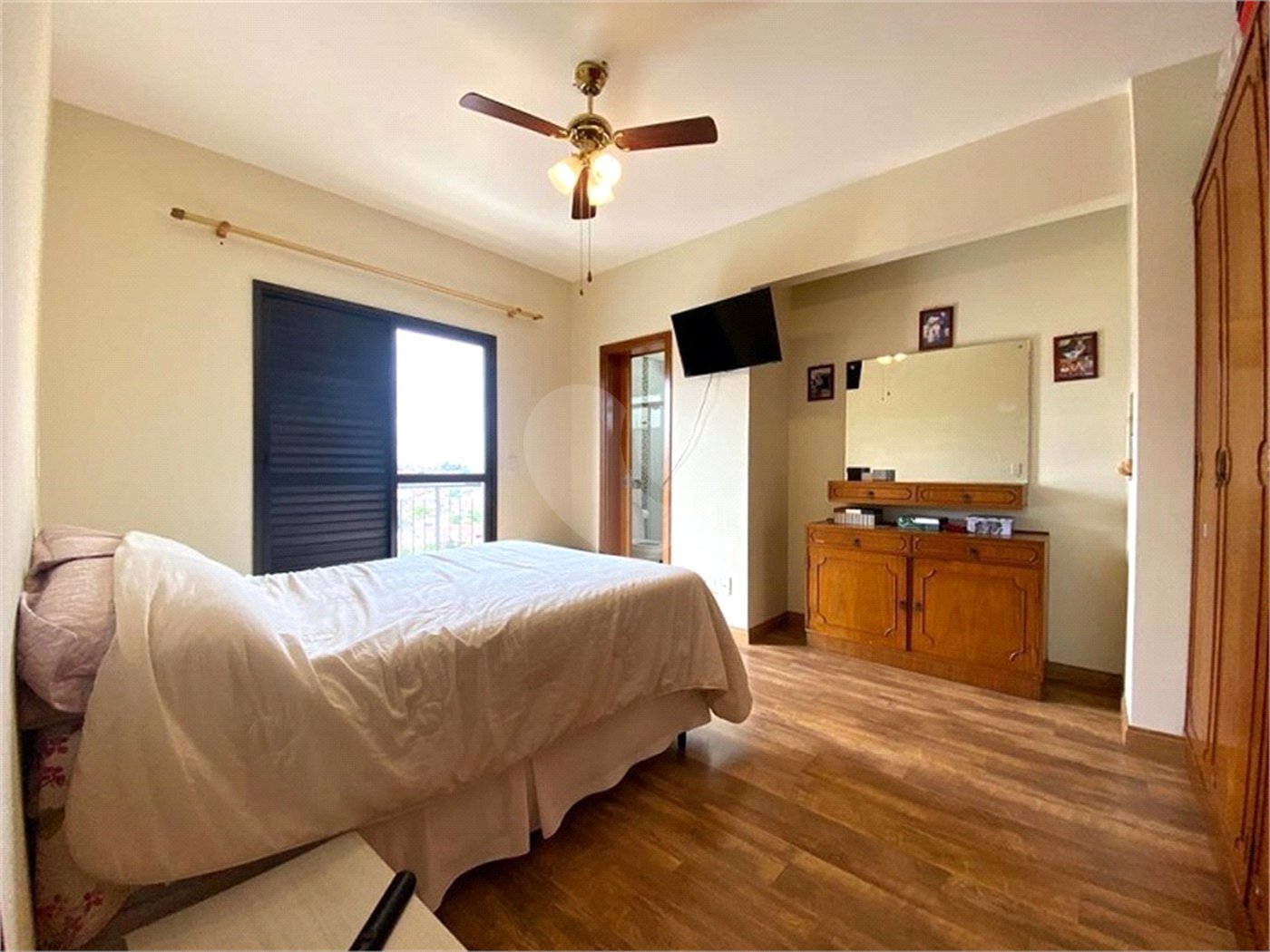 Apartamento à venda com 3 quartos, sendo 1 suíte, em Vila Rosália, Guarulhos, SP
