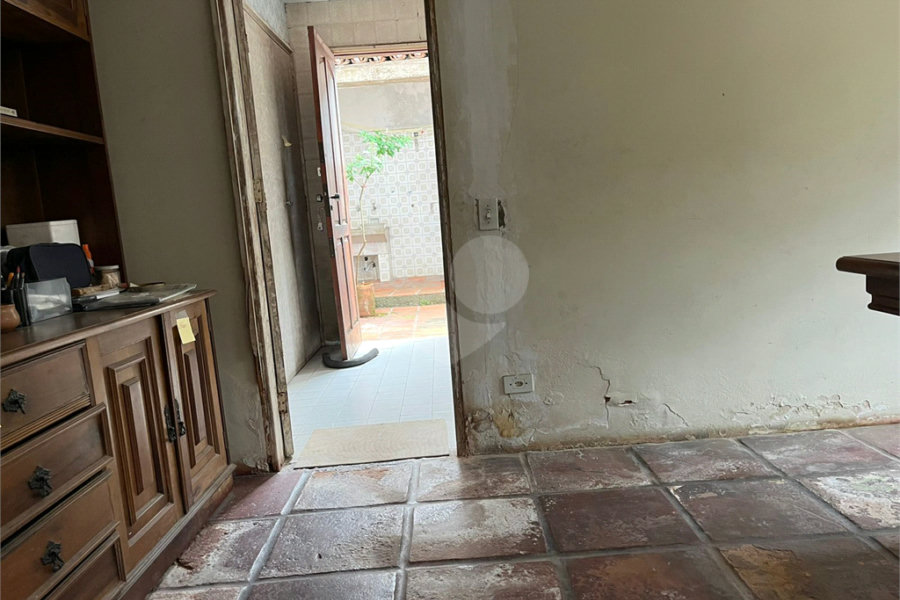 Sobrado à venda com 3 quartos, sendo 1 suíte, em Morumbi, São Paulo, SP