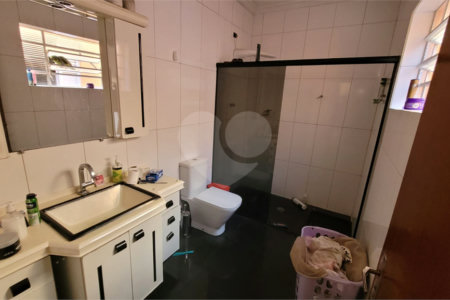 Casa à venda com 5 quartos, sendo 1 suíte, em Vila Hortência, Sorocaba, SP