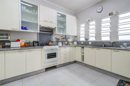 Casa de Vila à venda com 3 quartos, sendo 1 suíte,  em Granja Julieta, São Paulo, SP