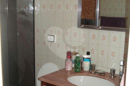 Sobrado à venda com 3 quartos, sendo 1 suíte,  em Jardim Bonfiglioli, São Paulo, SP