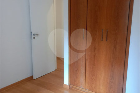 Apartamento à venda com 3 quartos, sendo 1 suíte, em Pinheiros, São Paulo, SP