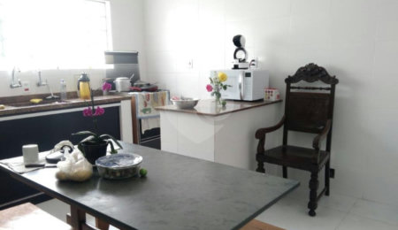 Casa à venda com 3 quartos, sendo 1 suíte,  em Santana, São Paulo, SP