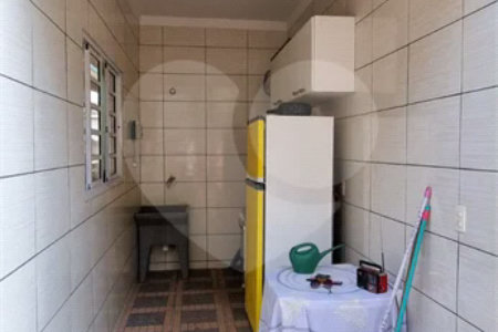 Casa à venda com 3 quartos, sendo 1 suíte, no condomínio Chácaras do Lago, Vinhedo - SP
