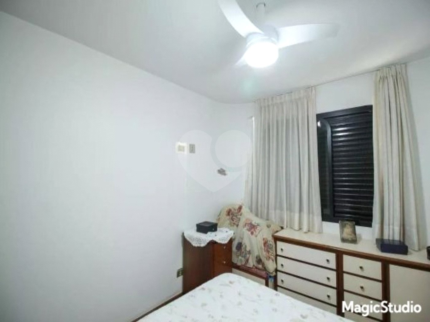Apartamento à venda com 3 suítes em Vila Regente Feijó, São Paulo, SP