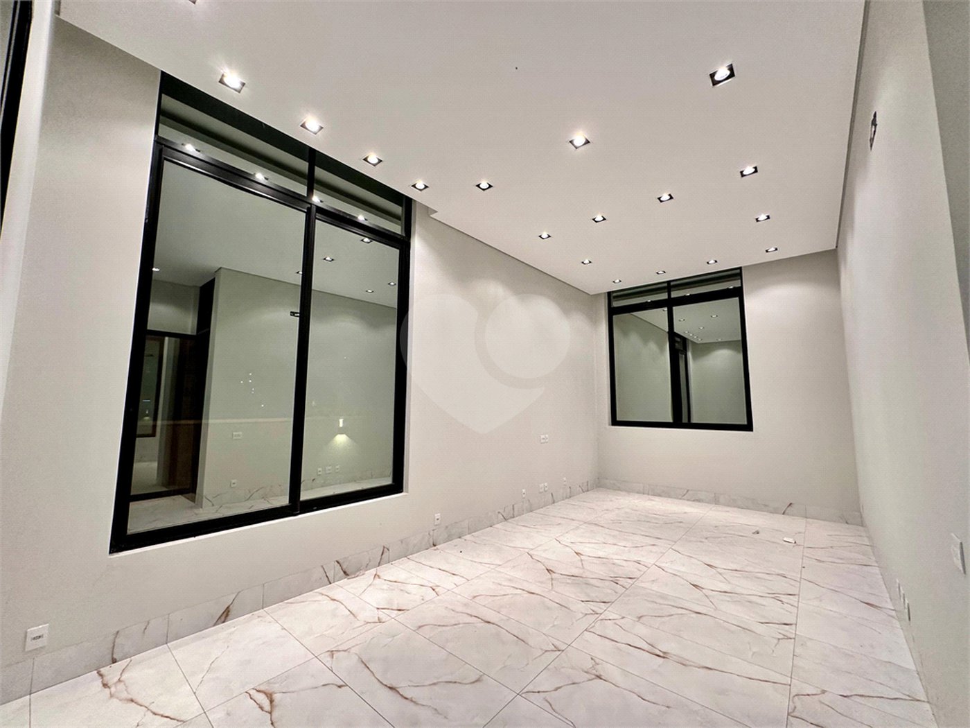 Casa à venda com 3 suítes no condomínio Villa Jardim, Cuiabá - MT