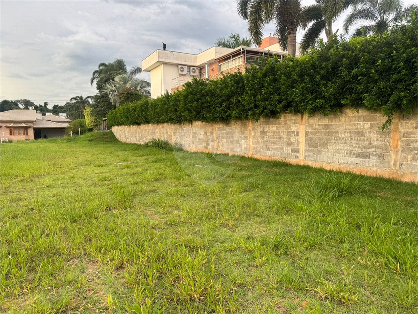 Terreno à venda no condomínio Colinas de Inhandjara, Itupeva - SP