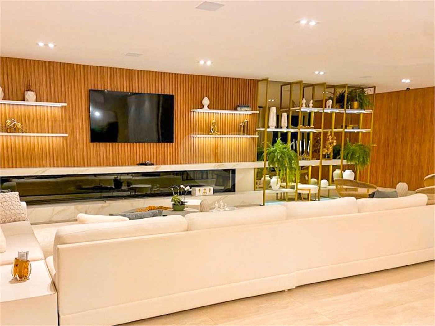 Casa à venda com 4 suítes no condomínio Lago Azul Residencial e Golfe, Araçoiaba da Serra - SP