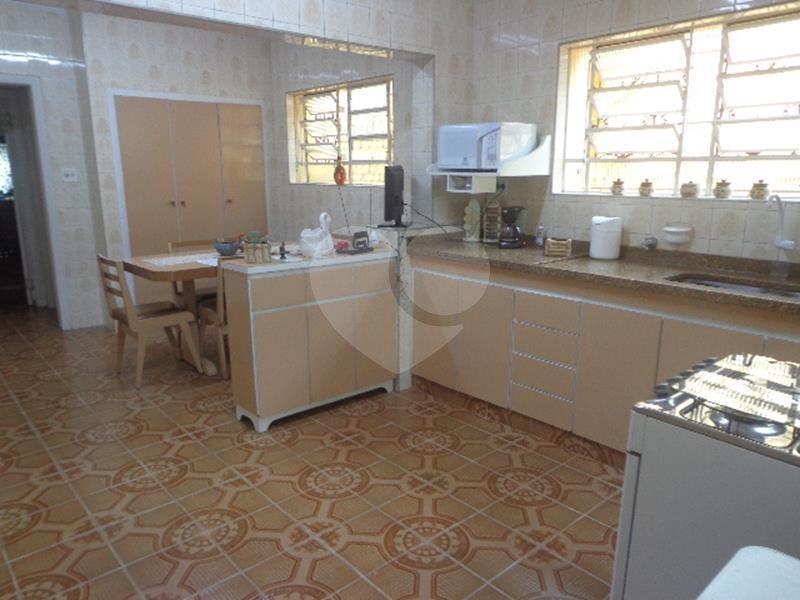 Sobrado à venda com 3 quartos, sendo 2 suítes, em Indianópolis, São Paulo, SP