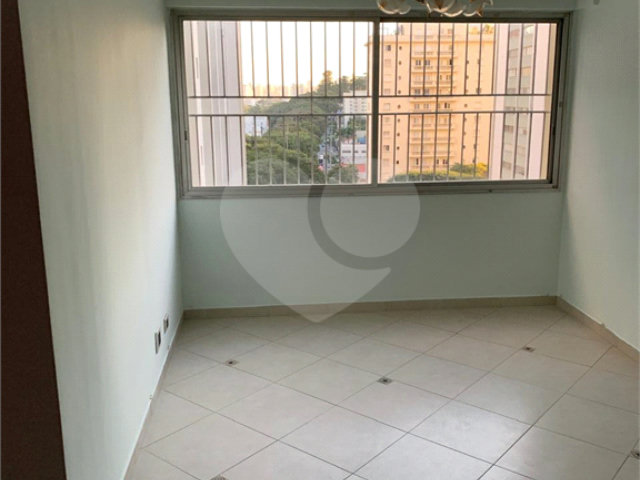 Apartamento à venda com 3 quartos, sendo 1 suíte,  em Santana, São Paulo, SP