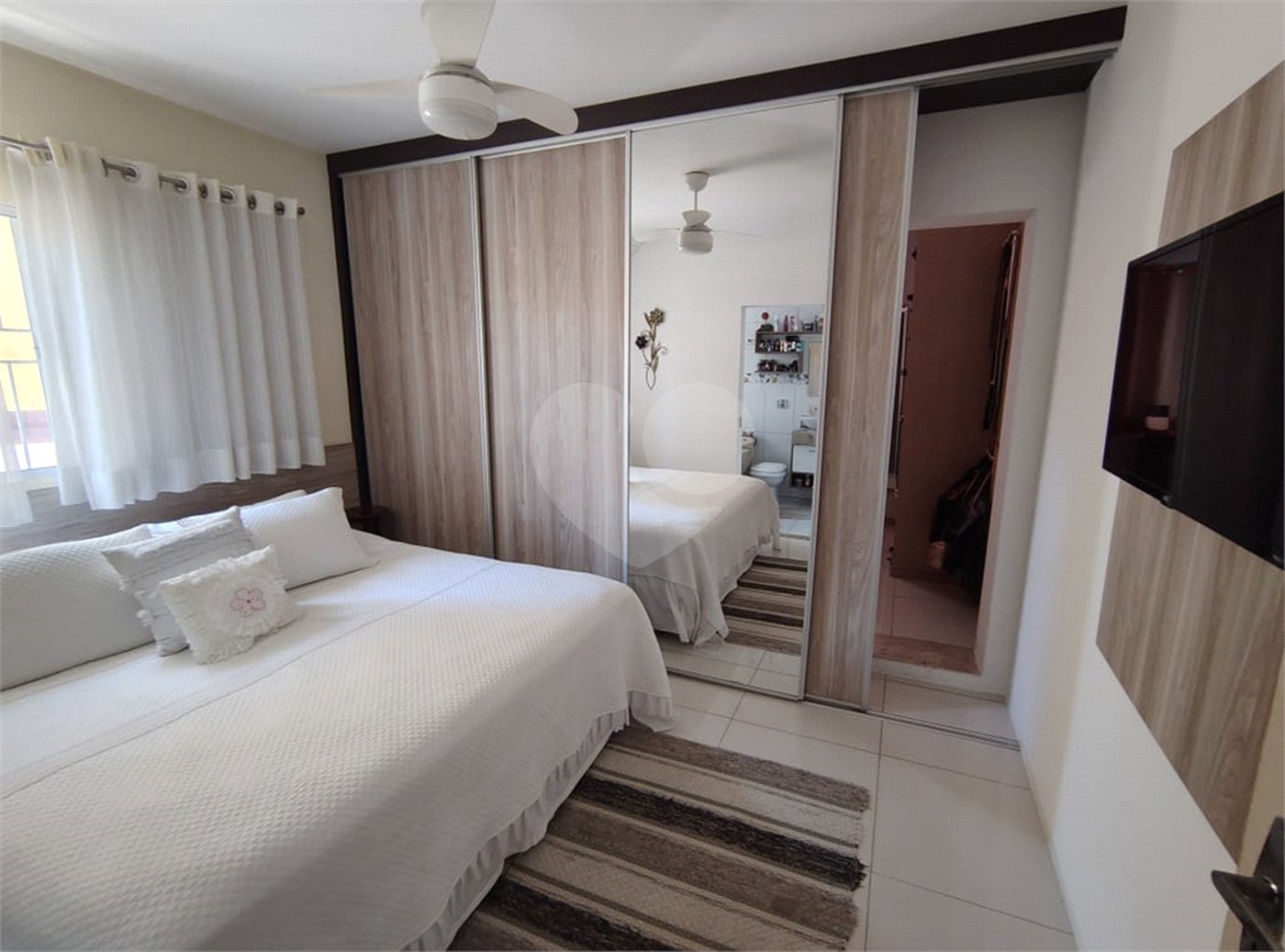 Casa à venda com 2 quartos, sendo 1 suíte, em Vila Santa Terezinha, Várzea Paulista, SP