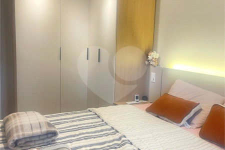 Apartamento à venda com 3 quartos, sendo 1 suíte, em Indianópolis, São Paulo, SP